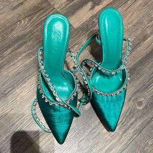 New: Unbranded Holiday Green & Rhinestone Heels